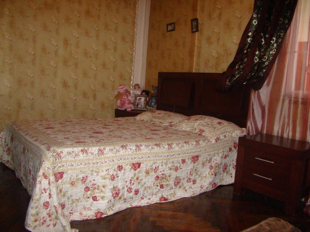 Guest House Temuri Batumi Exterior foto