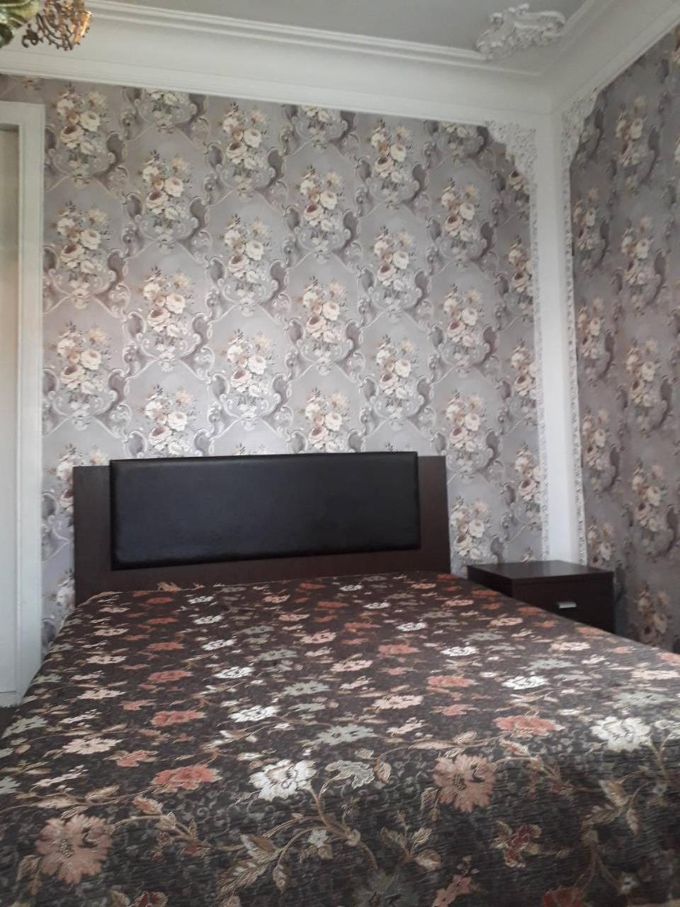 Guest House Temuri Batumi Exterior foto